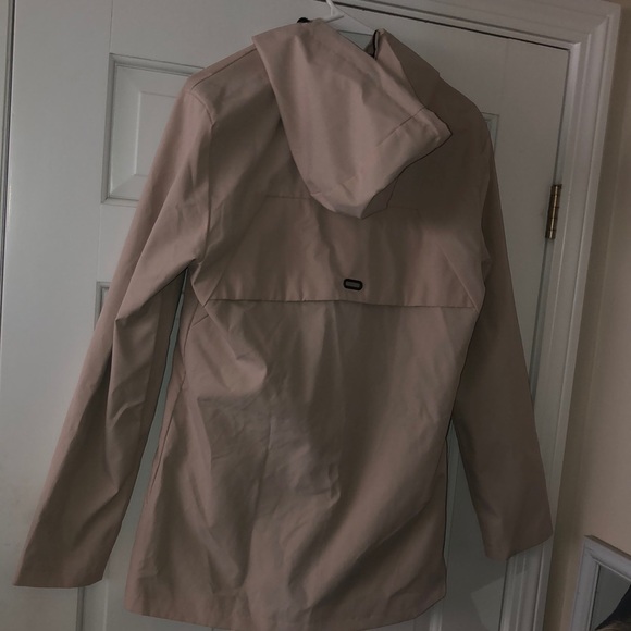 NWOT Cream zip-up Windbreaker Jacket - Picture 2 of 6